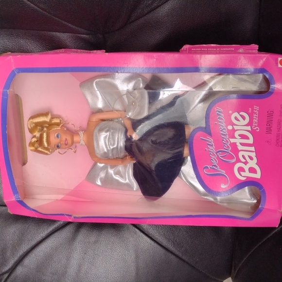 Special occasion Barbie Mattel. Vintage 1996 doll in the original package - Picture 3 of 3